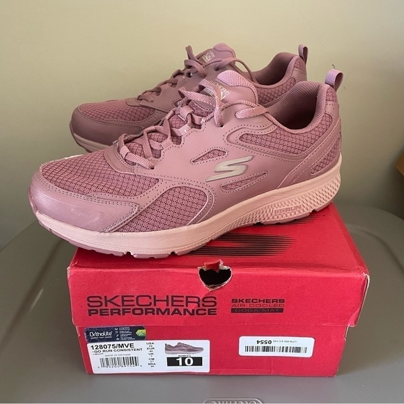 NWT Skechers GO RUN Consistent Energize Sneakers Mauve Womens - Picture 1 of 4